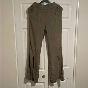 Rewash pant open hem size M